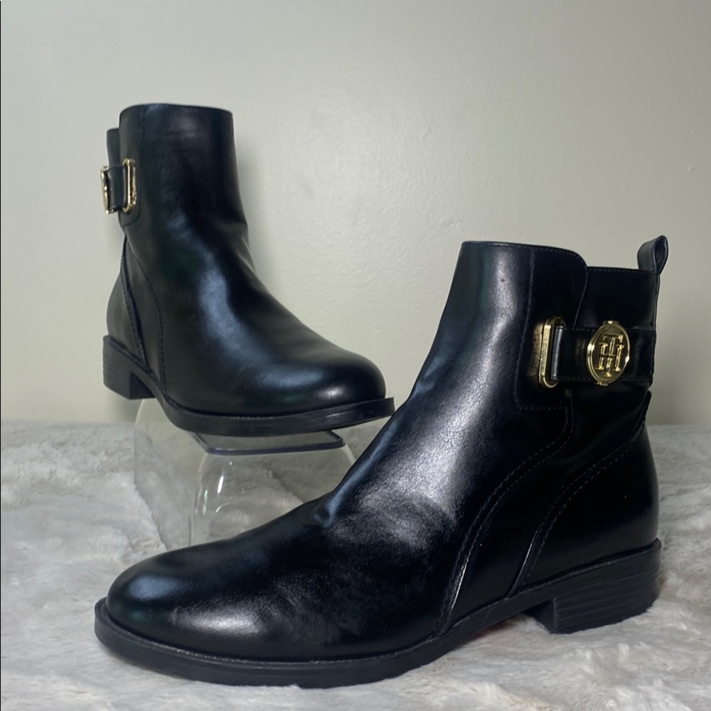 Rezin2 Faux Leather Booties